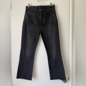 GAP High Rise Kick Fit Black Women's Jeans,size 26/2P, EUC